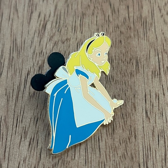 Sold - Picture 2 of 4